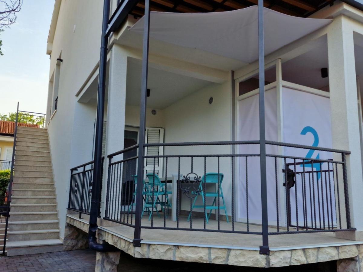 Anna24 Holidays Vantacici Zewnętrze zdjęcie